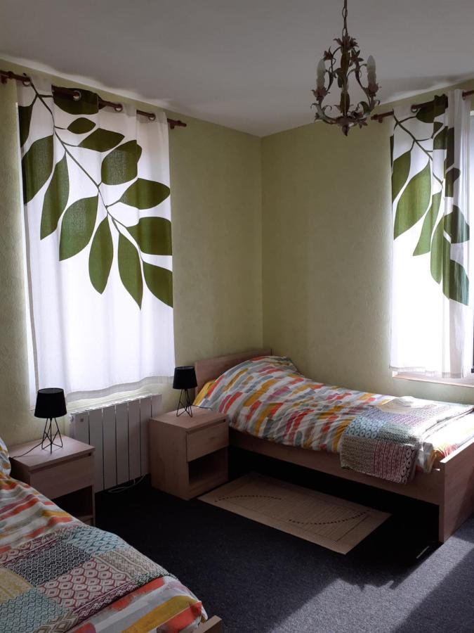 Gite 32 Rue Du Huit Mai Freneuse  Eksteriør bilde